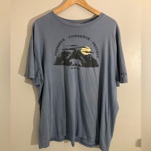 Men’s Columbia tshirt